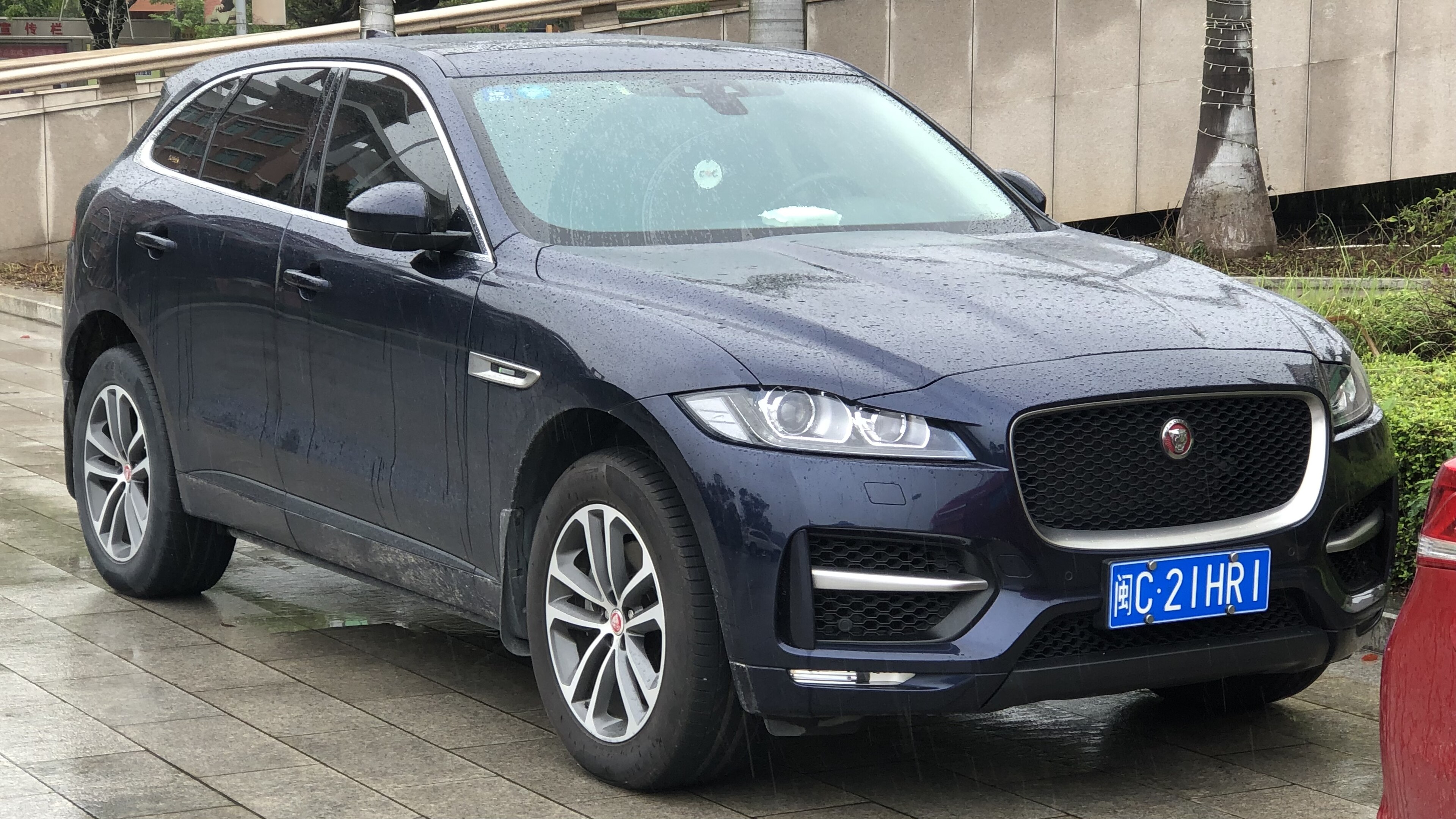 Jaguar F-PACE