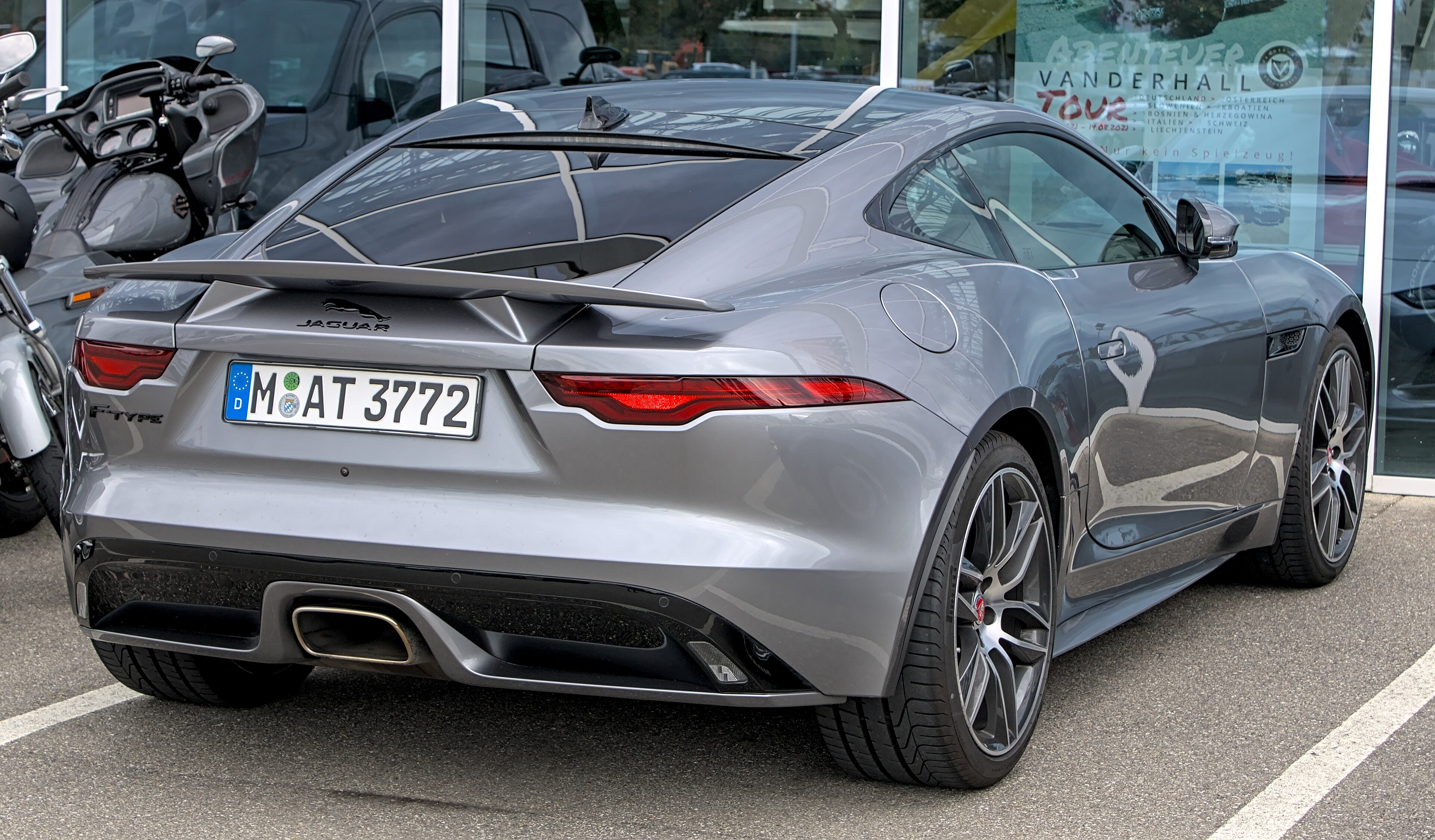 Jaguar f-type-coupe