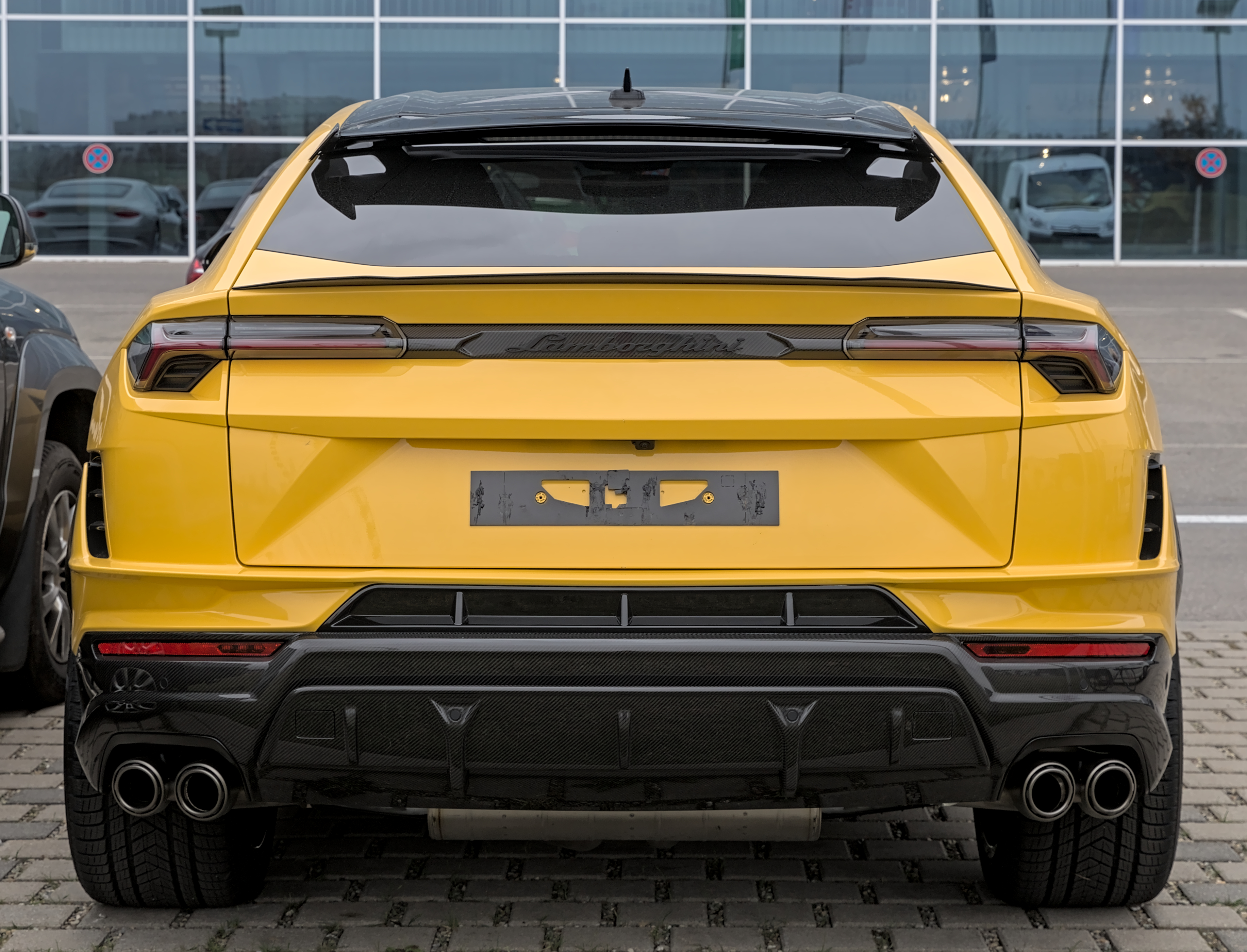 Lamborghini URUS