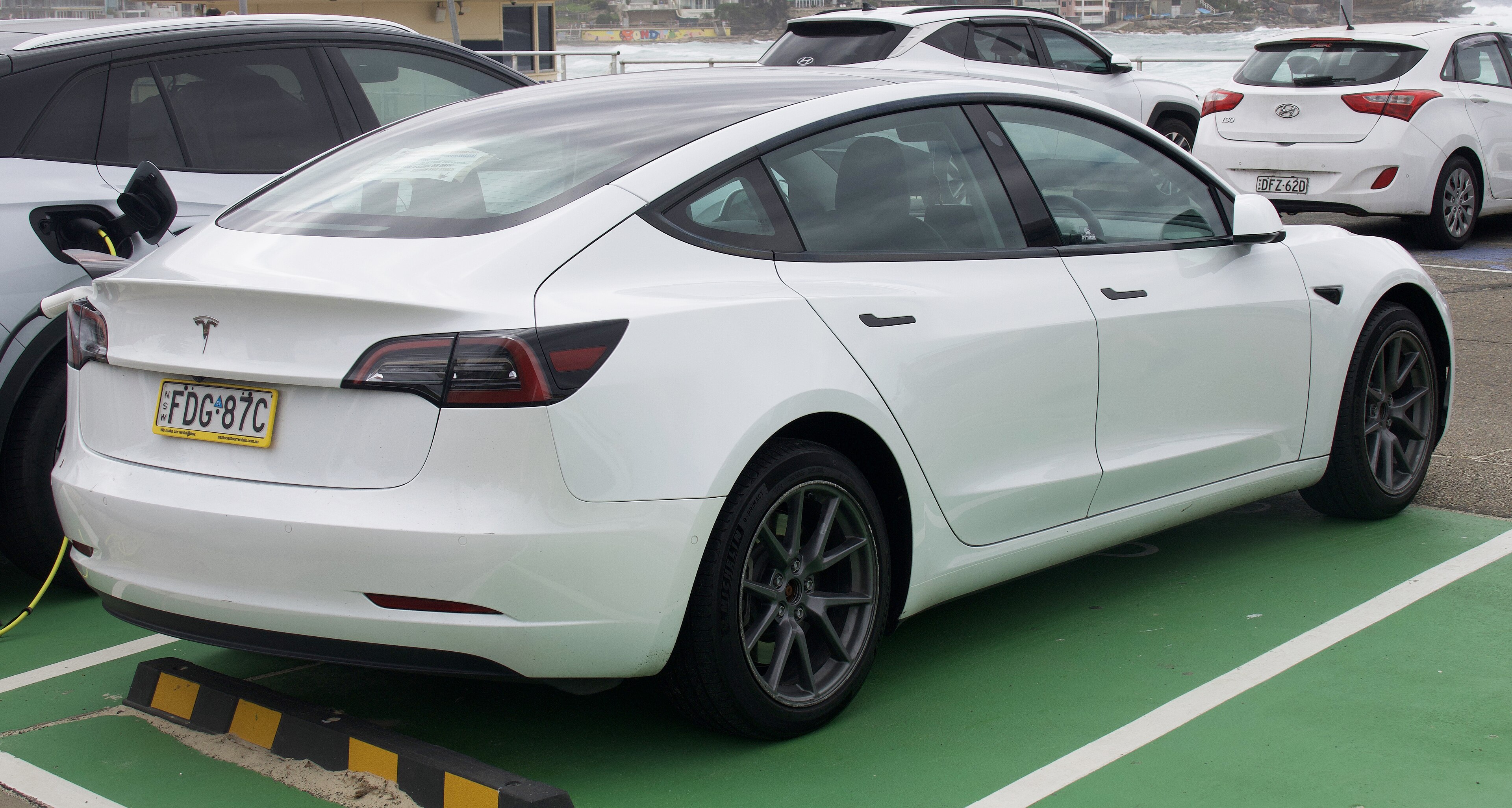 Tesla model-3-rwd